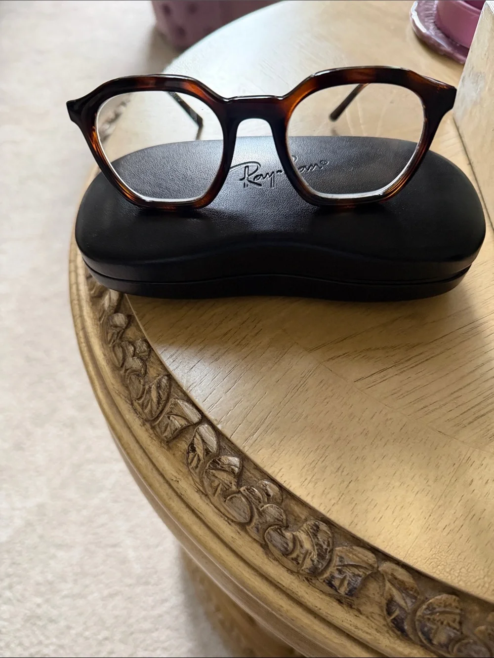 Ray-Ban women’s Tortoiseshell Brown Round Optical Frames